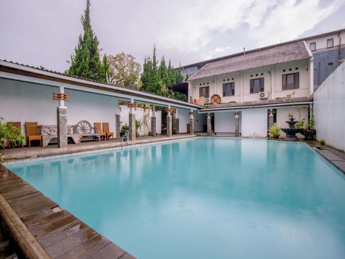 Takashimaya Hotel & Convention Lembang Dış mekan fotoğraf