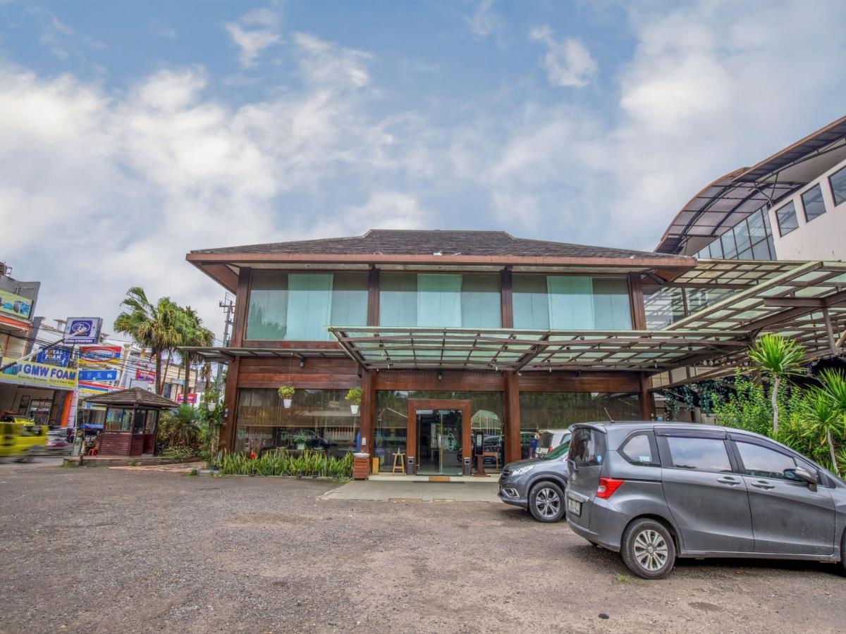 Takashimaya Hotel & Convention Lembang Dış mekan fotoğraf