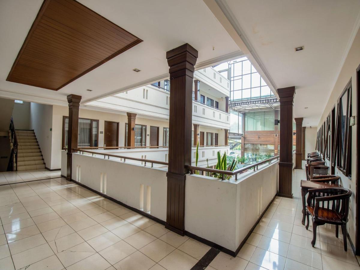 Takashimaya Hotel & Convention Lembang Dış mekan fotoğraf