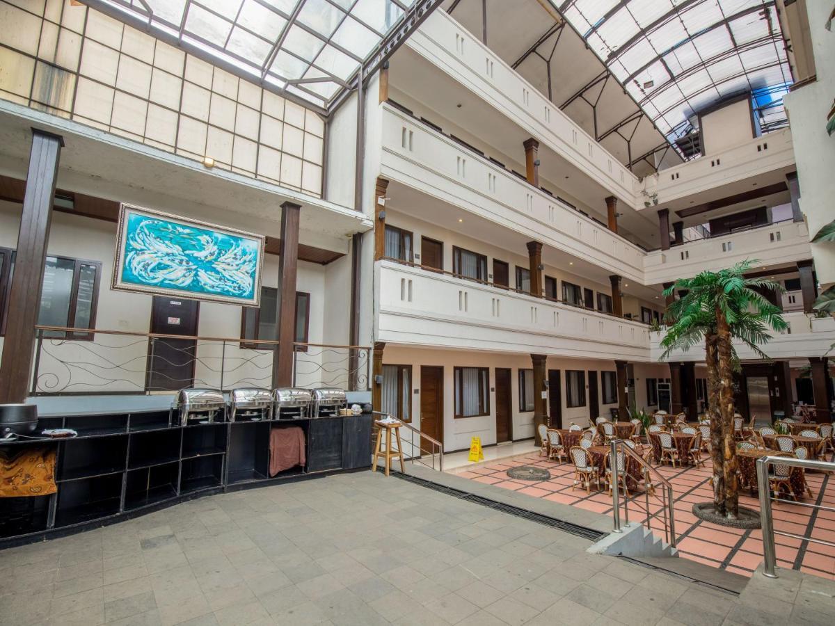 Takashimaya Hotel & Convention Lembang Dış mekan fotoğraf