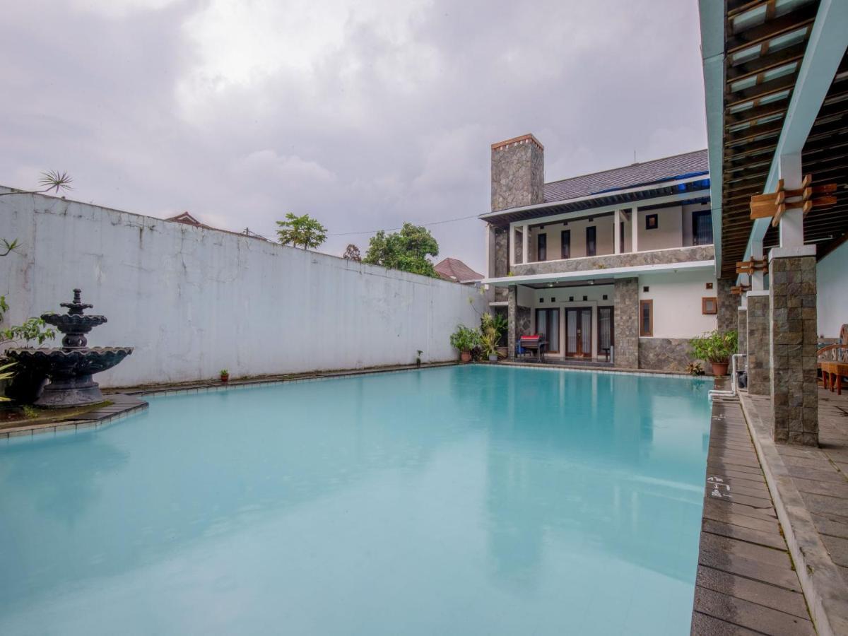 Takashimaya Hotel & Convention Lembang Dış mekan fotoğraf